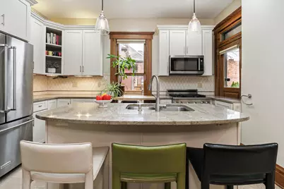 239 Buttles Avenue, Columbus, OH 43215 - Photo 12