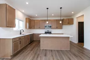 1539 Georgia Rd, Circleville, OH 43113 - Photo 6
