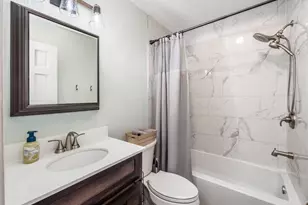 366 Parkview Dr, Columbus, OH 43202 - Photo 14