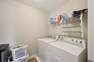 8648 Crooked Maple Dr, Blacklick, OH 43004 - Photo 40