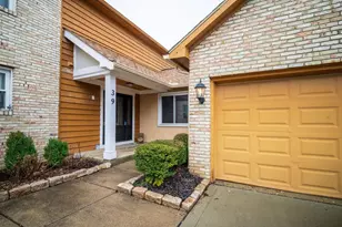 39 Groton Dr, Westerville, OH 43081 - Photo 1