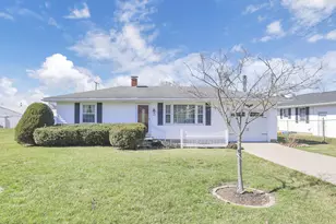 113 N Jefferson St, Utica, OH 43080 - Photo 1