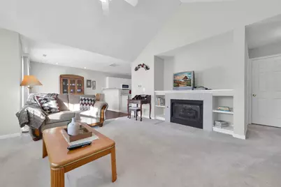 7858 Meadowlark Lane N, Reynoldsburg, OH 43068 - Photo 4