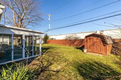 3060 Wessex Court, Columbus, OH 43232 - Photo 28