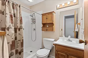 3060 Wessex Ct, Columbus, OH 43232 - Photo 24