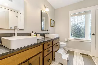 270 Clinton Heights Avenue, Columbus, OH 43202 - Photo 24