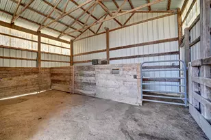 6040 Pinecrest Dr, Zanesville, OH 43701 - Photo 36