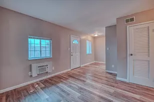 2735 Joyce Ave, Columbus, OH 43211 - Photo 4