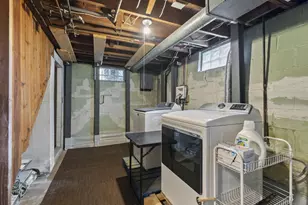 1634 E Whittier St, Columbus, OH 43206 - Photo 22