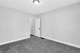 1366 Duxberry Ave, Columbus, OH 43211 - Photo 16