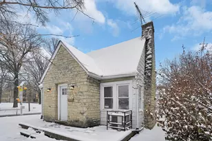 1366 Duxberry Ave, Columbus, OH 43211 - Photo 2