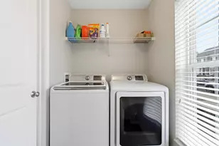 5282 Royal Arch Cascade Dr, Dublin, OH 43016 - Photo 4