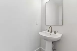 544 Seymour Ave, Columbus, OH 43205 - Photo 20