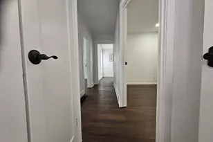 348 Walnut St, Circleville, OH 43113 - Photo 12