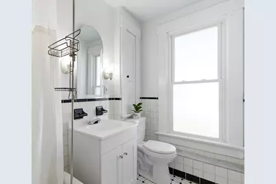 210 E Blake Avenue, Columbus, OH 43202 - Photo 38