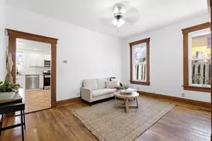 210 E Blake Ave, Columbus, OH 43202 - Photo 14