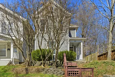 210 E Blake Avenue, Columbus, OH 43202 - Photo 2