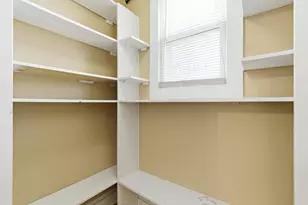 210 E Blake Ave, Columbus, OH 43202 - Photo 24