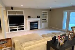 1718 Strathshire Hall Pl, Powell, OH 43065 - Photo 8