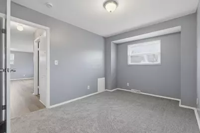 1642 Marina Drive, Columbus, OH 43219 - Photo 12