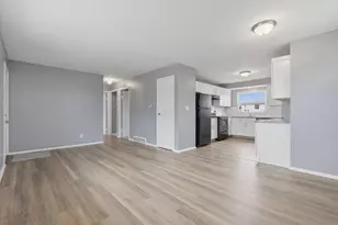 1642 Marina Dr, Columbus, OH 43219 - Photo 6