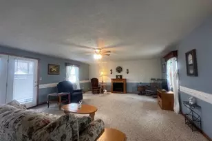 915 Charles St, Logan, OH 43138 - Photo 4