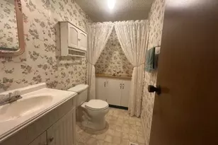 915 Charles St, Logan, OH 43138 - Photo 20