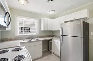 2054 Jermain Dr, Columbus, OH 43219 - Photo 14