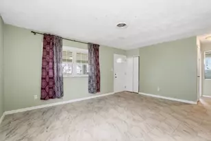 2054 Jermain Dr, Columbus, OH 43219 - Photo 10