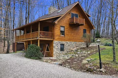 752 Vanderbilt Rd, Lexington, OH 44904 - Photo 2