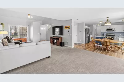 3768 Pendent Lane, Columbus, OH 43207 - Photo 6