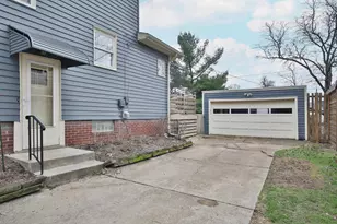 27 E Dunedin Rd, Columbus, OH 43214 - Photo 52