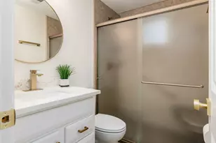 5301 Indianola Ave, Columbus, OH 43214 - Photo 14