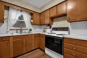 1382 Sherwood Downs E, Newark, OH 43055 - Photo 12