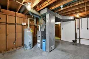 1382 Sherwood Downs E, Newark, OH 43055 - Photo 34