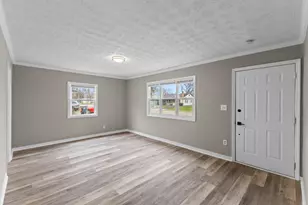 225 Santa Maria Ln, Columbus, OH 43213 - Photo 6