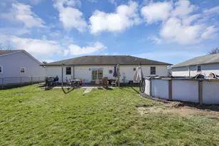 328 Cline Ct, Ashville, OH 43103 - Photo 22