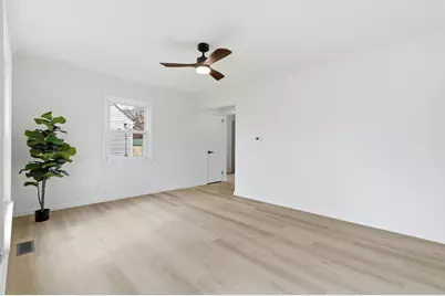 978 E North Broadway Street, Columbus, OH 43224 - Photo 8
