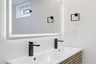 978 E N Broadway St, Columbus, OH 43224 - Photo 34