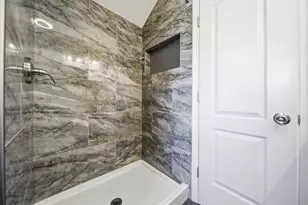 1570 E Rich St, Columbus, OH 43205 - Photo 42