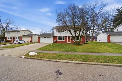 417 Revere Court, Columbus, OH 43228 - Photo 2