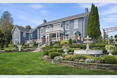 284 N Kennebec Avenue, McConnelsville, OH 43756 - Photo 1