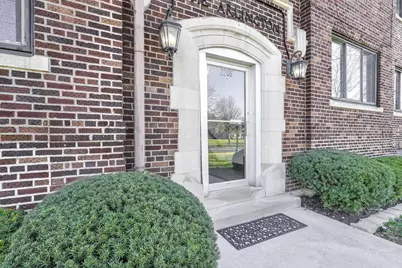 2208 Arlington Avenue, Columbus, OH 43221 - Photo 2