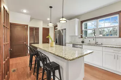 99 E Pacemont Road, Columbus, OH 43202 - Photo 12