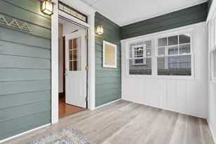 99 E Pacemont Rd, Columbus, OH 43202 - Photo 22