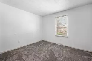 6348 Birkewood St, Columbus, OH 43229 - Photo 28