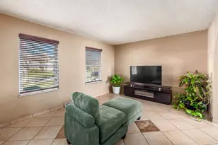 6348 Birkewood St, Columbus, OH 43229 - Photo 6