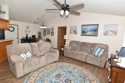 377 Virginia Court, Pataskala, OH 43062 - Photo 4