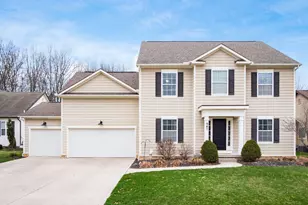 947 Suzanne Way, Blacklick, OH 43004 - Photo 1