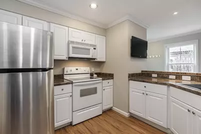 36 W Russell Street, Columbus, OH 43215 - Photo 4